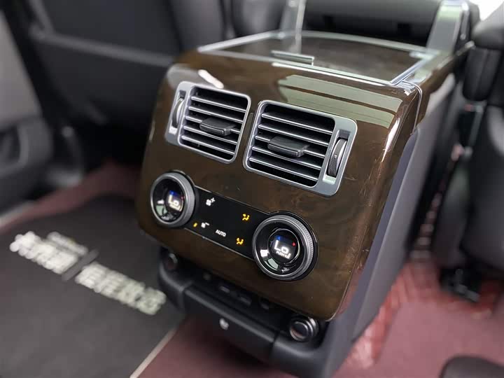 Фото 24 - Land Rover Range Rover