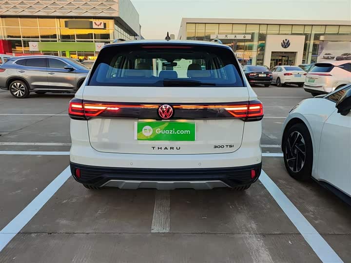 Фото 6 - Volkswagen Tharu