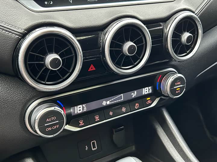 Фото 18 - Nissan Sylphy