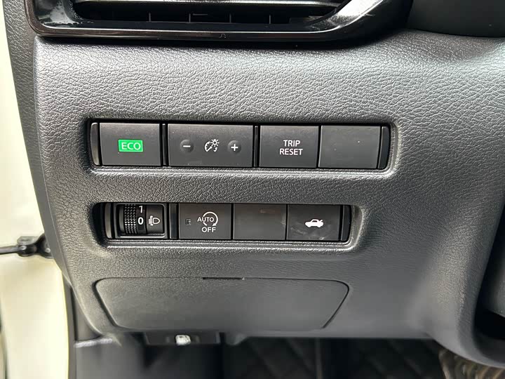 Фото 20 - Nissan Sylphy