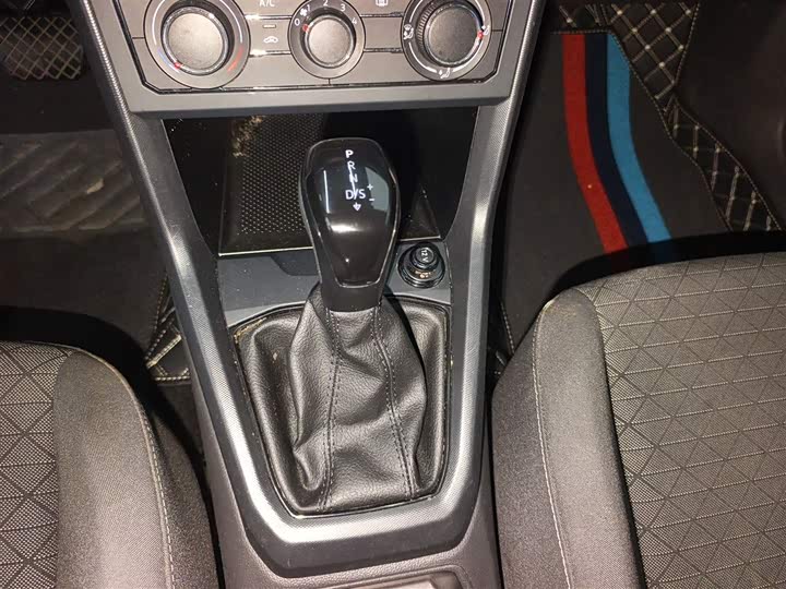 Фото 6 - Volkswagen T-Cross