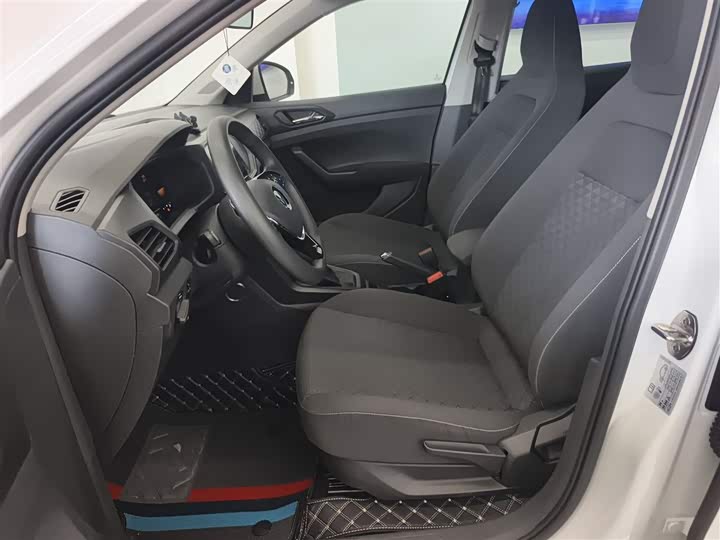 Фото 7 - Volkswagen T-Cross