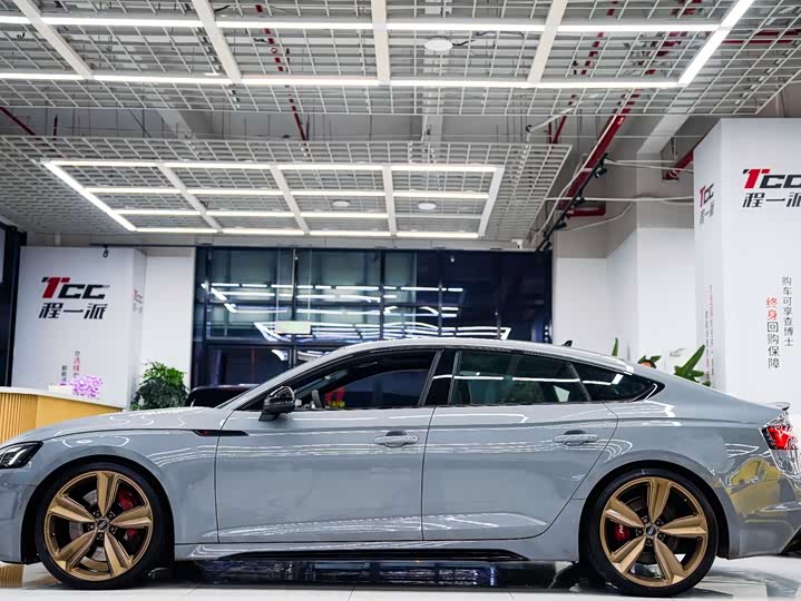 Фото 4 - Audi RS 5