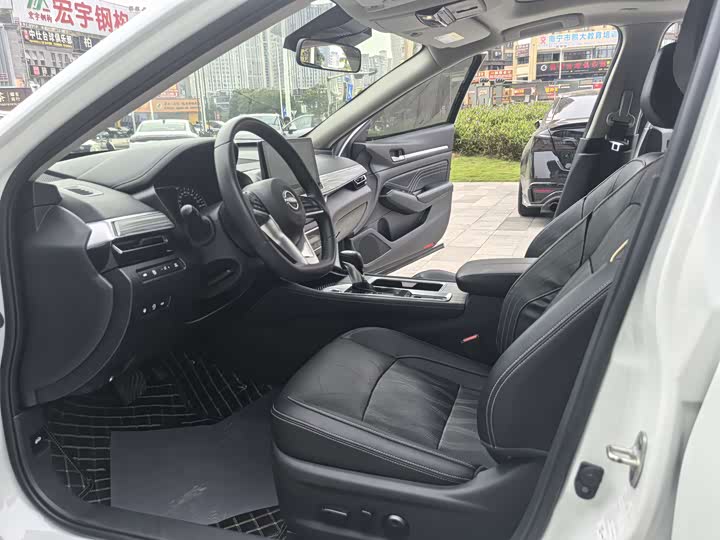 Фото 11 - Nissan Teana