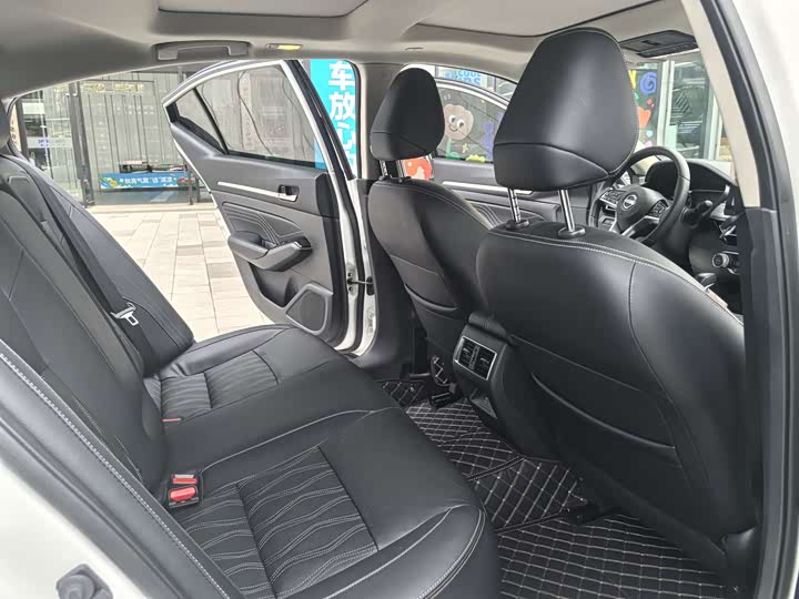 Фото 12 - Nissan Teana