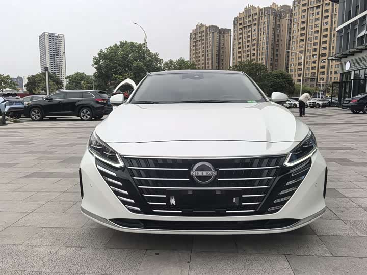 Фото 2 - Nissan Teana