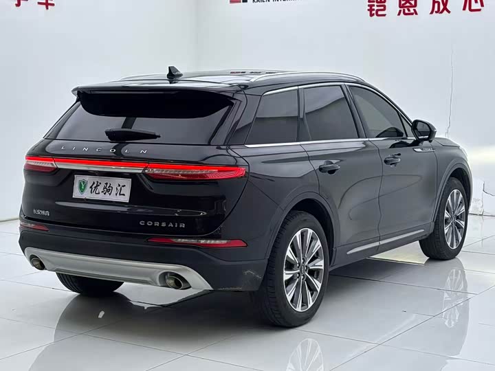 Фото 5 - Lincoln Corsair