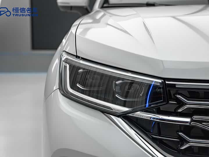 Фото 10 - Volkswagen Tayron