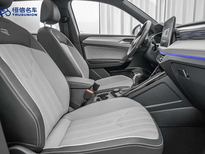 Фото 15 - Volkswagen Tayron