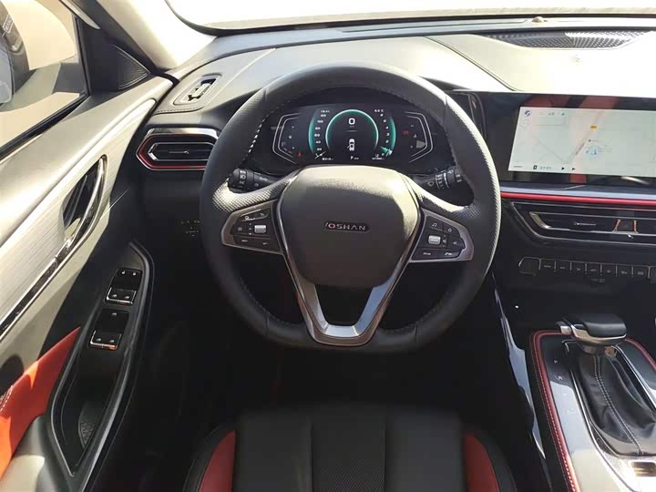 Фото 11 - Changan Oshan X5