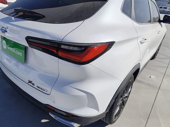 Фото 8 - Changan Oshan X5