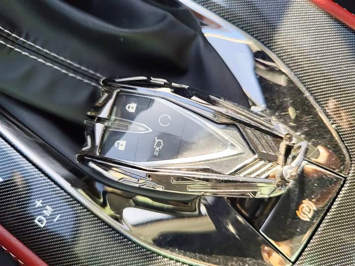 Фото 9 - Changan Oshan X5