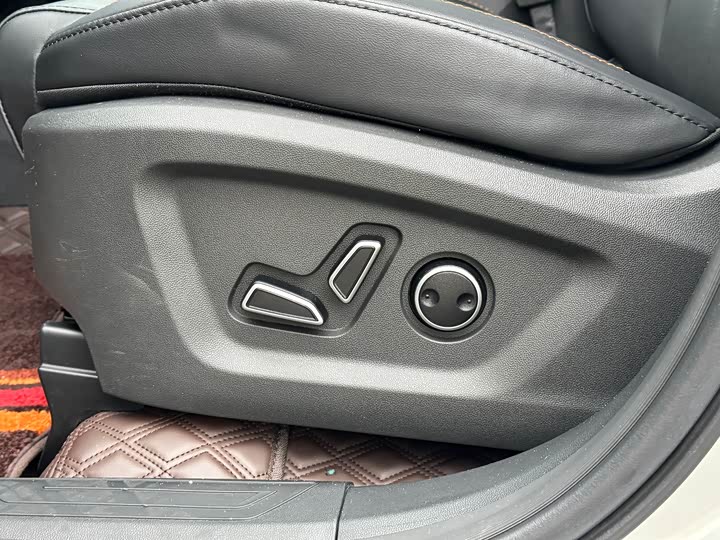 Фото 12 - Changan Oshan Z6 Hybrid