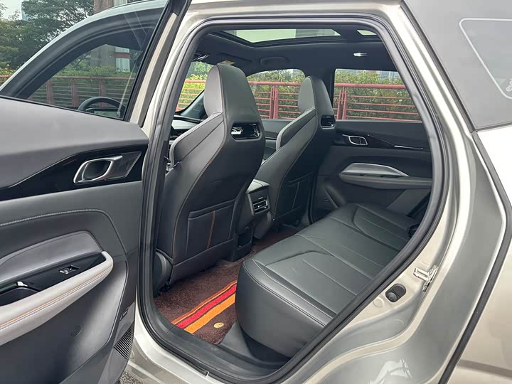 Фото 15 - Changan Oshan Z6 Hybrid