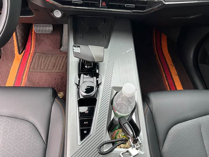 Фото 18 - Changan Oshan Z6 Hybrid