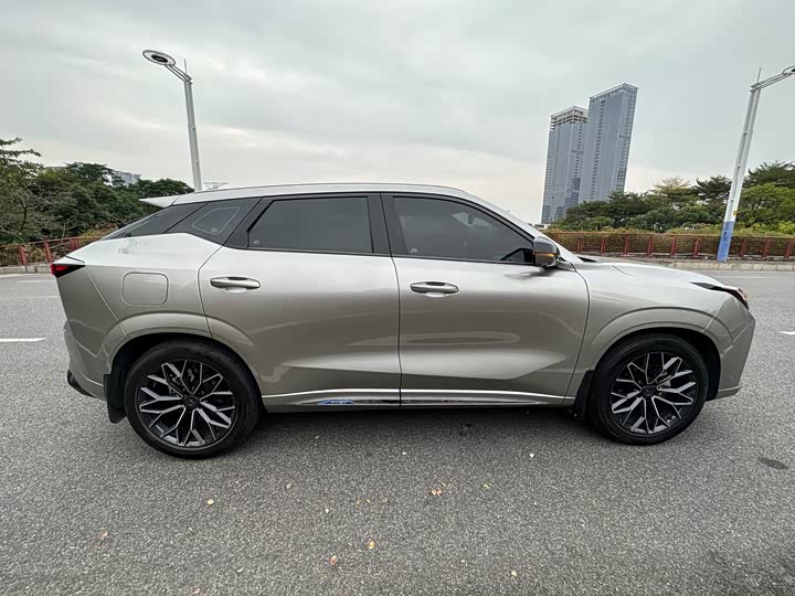 Фото 26 - Changan Oshan Z6 Hybrid