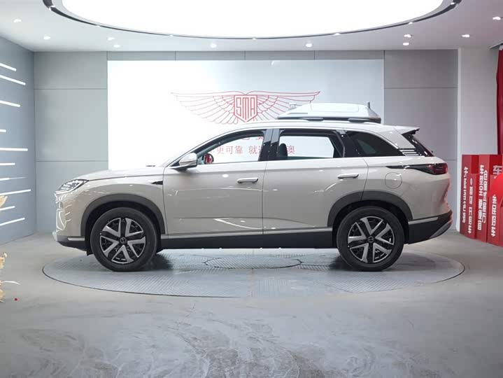 Фото 4 - BYD Sea Lion 07 DM-i Hybrid