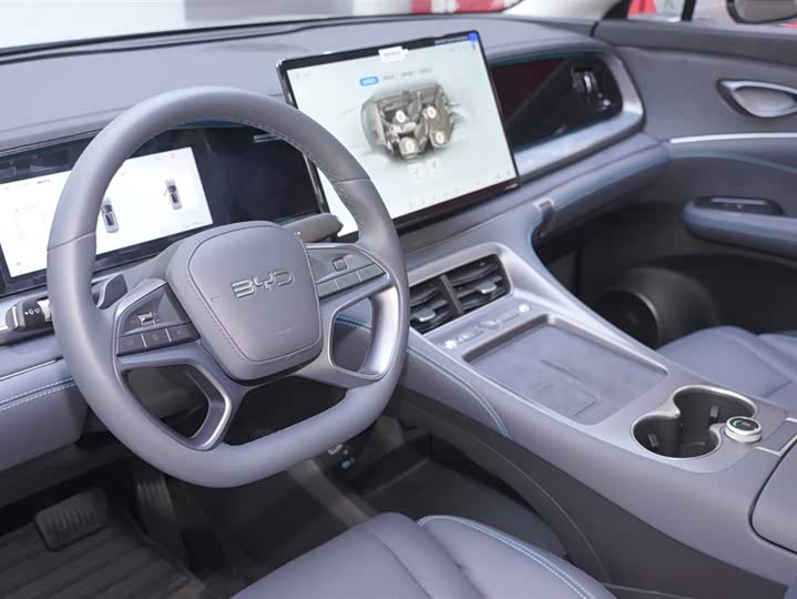 Фото 7 - BYD Sea Lion 07 DM-i Hybrid