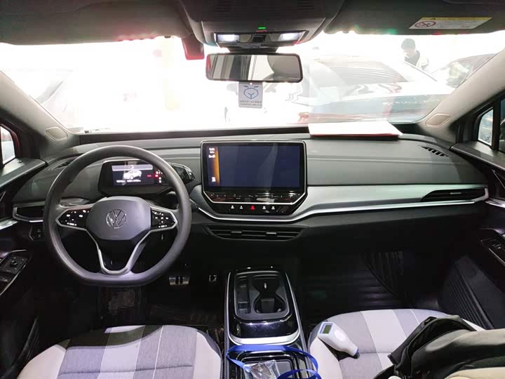 Фото 10 - Volkswagen ID.4 Crozz