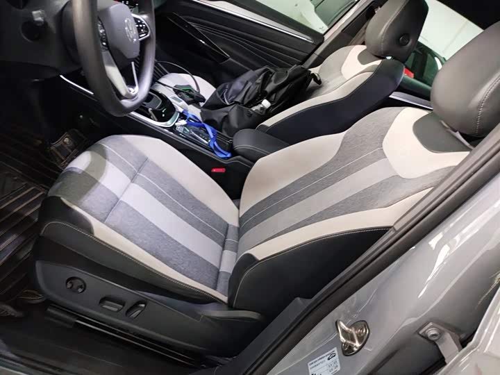 Фото 15 - Volkswagen ID.4 Crozz