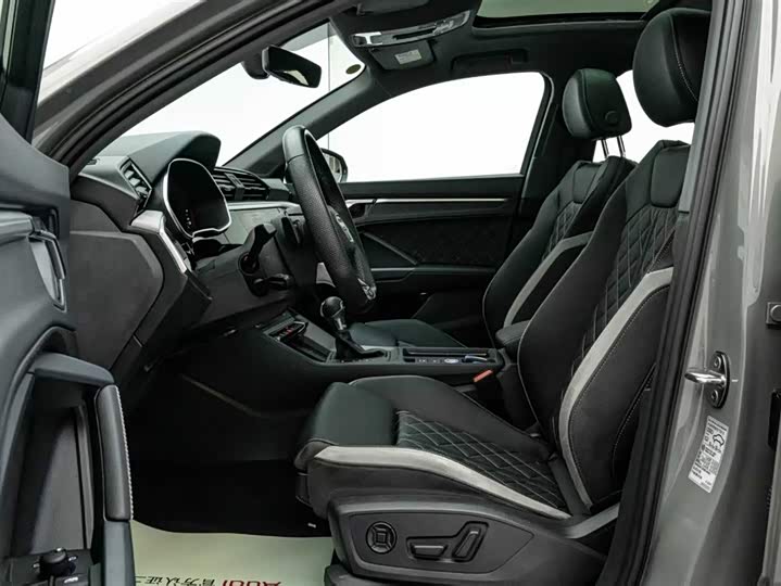 Фото 4 - Audi Q3 Sportback