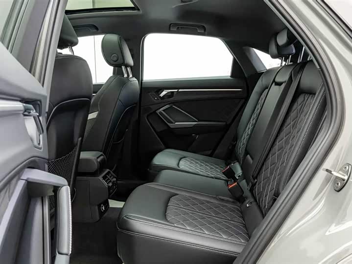 Фото 5 - Audi Q3 Sportback