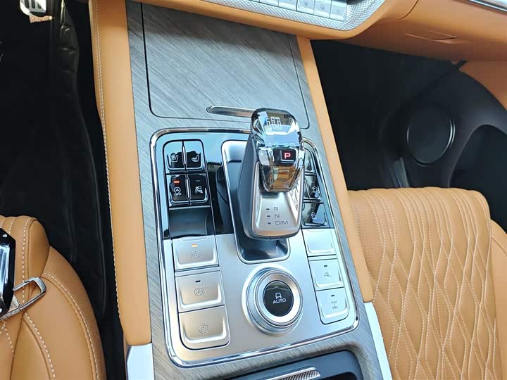 Фото 14 - Tank 500