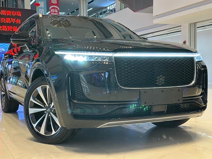 Фото 7 - LiXiang One