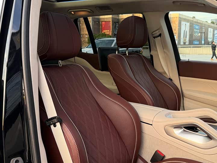 Фото 19 - Mercedes-Benz Maybach GLS