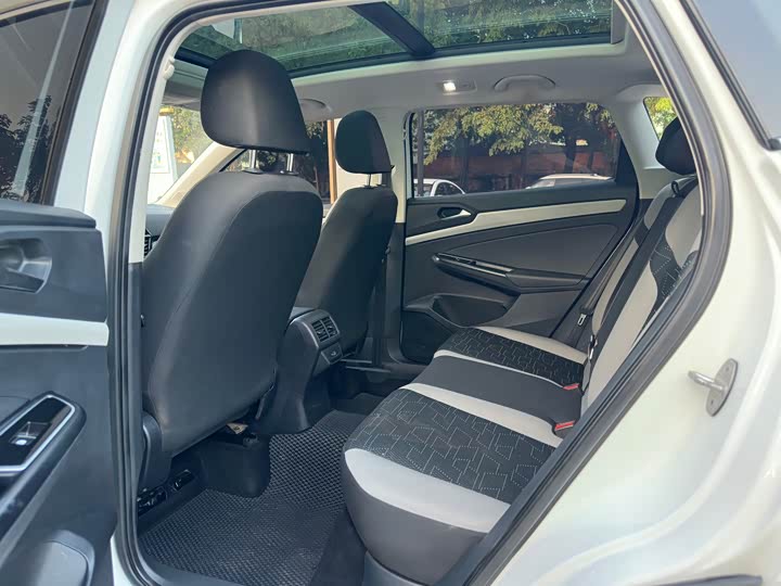 Фото 10 - Jetta VS7