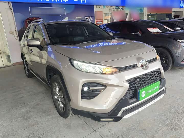 Фото 4 - Toyota Wildlander