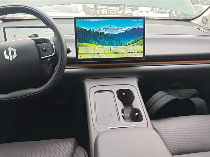 Фото 13 - Leapmotor C16