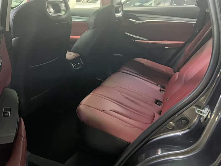 Фото 10 - Changan CS75 Plus