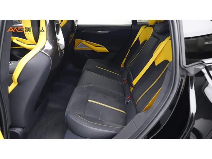 Фото 7 - Xiaomi SU7 Ultra