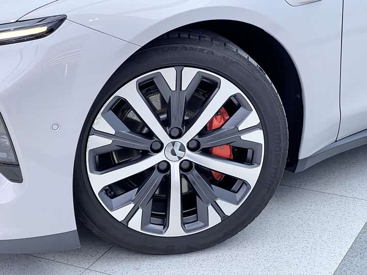 Фото 33 - Nio ET7