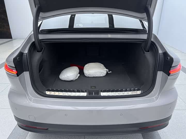 Фото 36 - Nio ET7