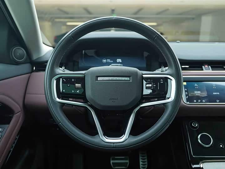 Фото 18 - Land Rover Range Rover Evoque L Hybrid