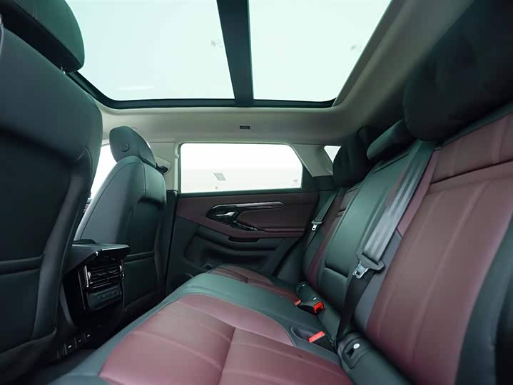 Фото 21 - Land Rover Range Rover Evoque L Hybrid