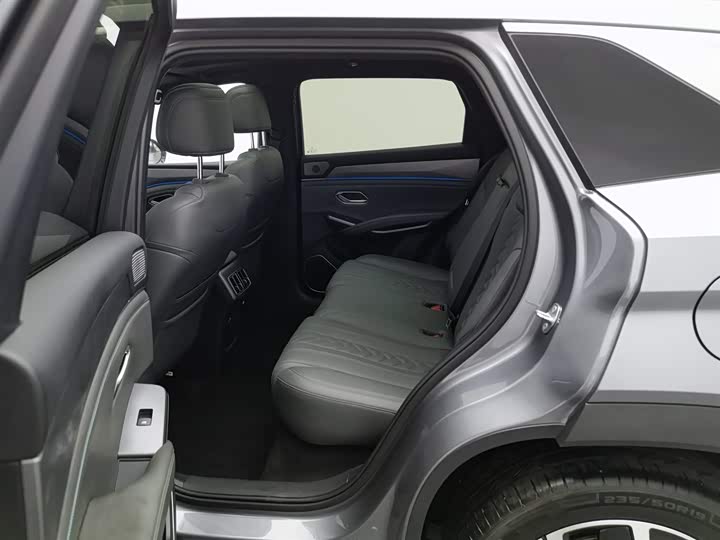 Фото 15 - BYD Song L DM-i Hybrid