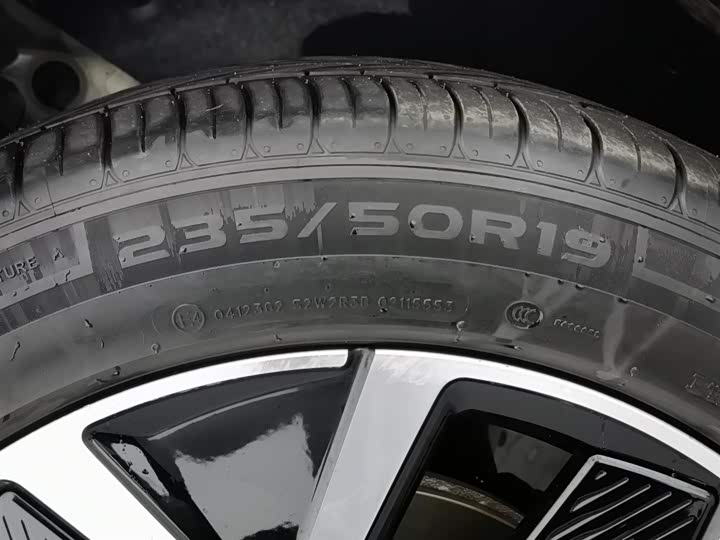 Фото 24 - BYD Song L DM-i Hybrid