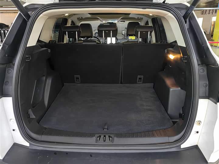 Фото 19 - Ford Escape (Kuga)