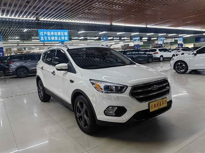 Фото 3 - Ford Escape (Kuga)