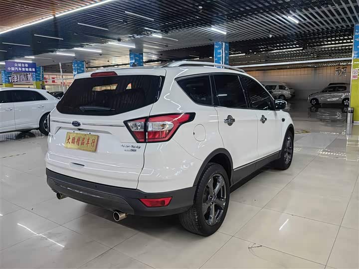 Фото 4 - Ford Escape (Kuga)