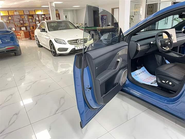 Фото 9 - Nio Onvo L60