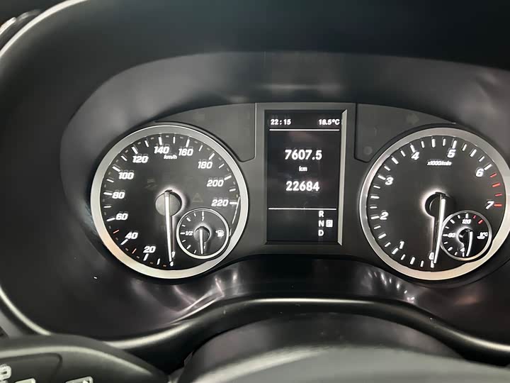 Фото 13 - Mercedes-Benz Vito