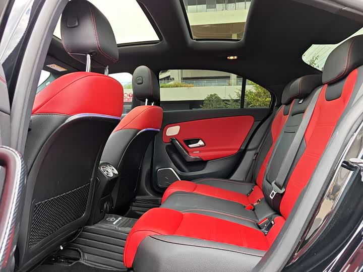 Фото 6 - Mercedes-Benz A-Class AMG