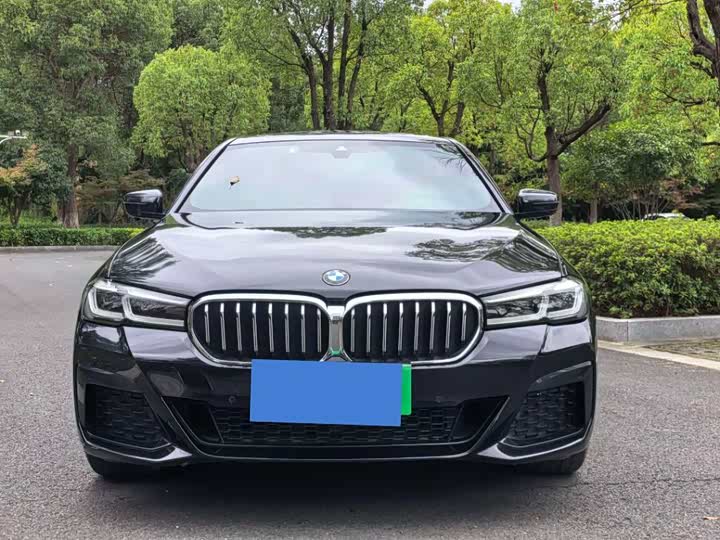 Фото 2 - BMW 5 Series