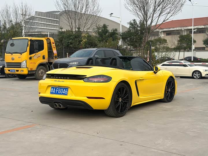 Фото 8 - Porsche 718