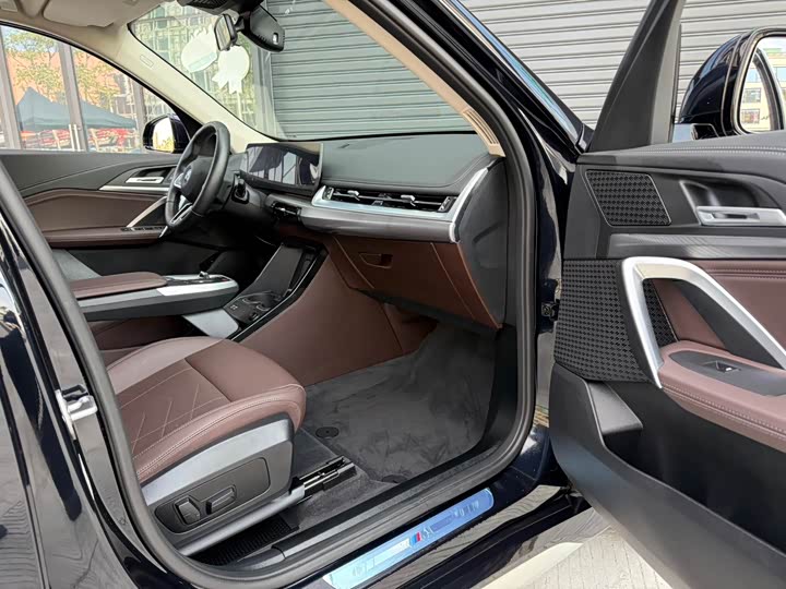 Фото 12 - BMW X1