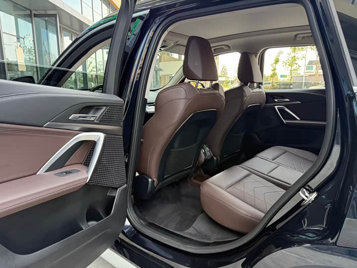 Фото 14 - BMW X1